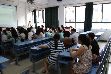 2012秋季开学领导聆听开学第一课